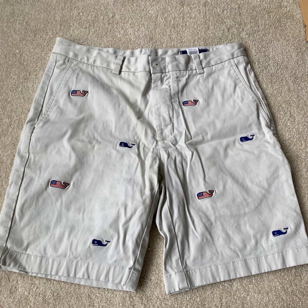 Vineyard vine men’s shorts